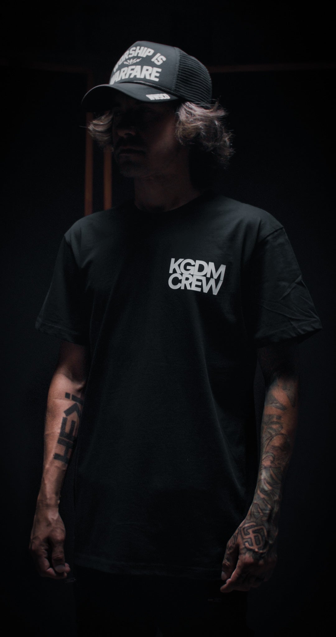KGDM CREW V1 "PREMIUM" TEE IN BLACK