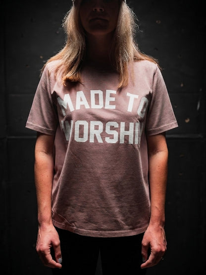 WOMAN - MADE TO WORSHIP HEAVY 7.1 oz TEE IN FADED PINK