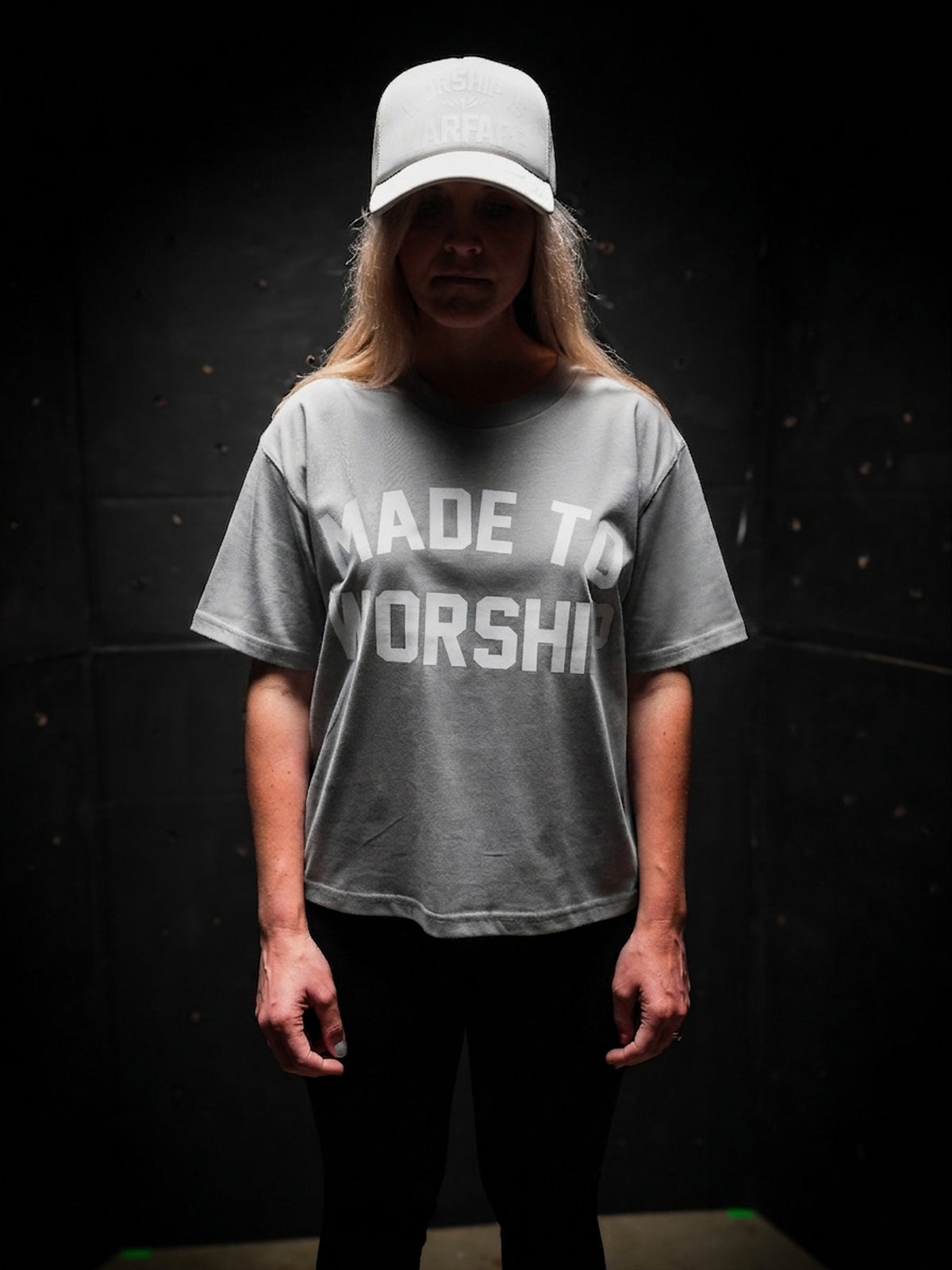 WOMAN - MADE TO WORSHIP MARTINA TEE IN POWDER