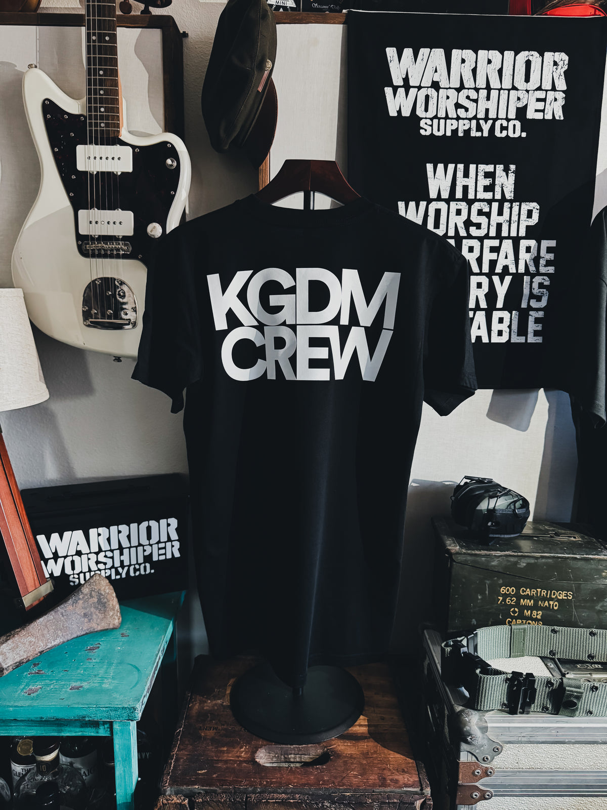 KGDM CREW V1 "PREMIUM" TEE IN BLACK