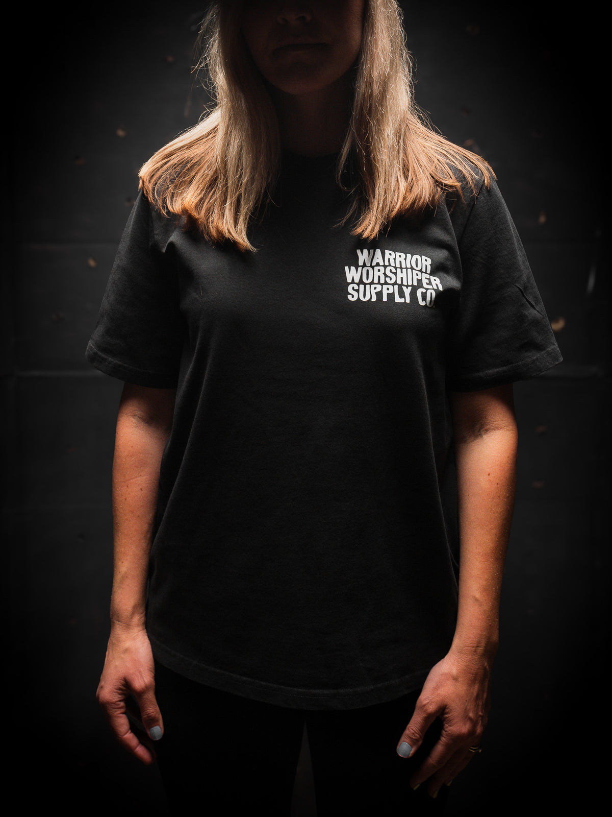 WOMEN - NOTHING BUT THE BLOOD HEAVY 7.1 oz TEE IN FADED BLACK