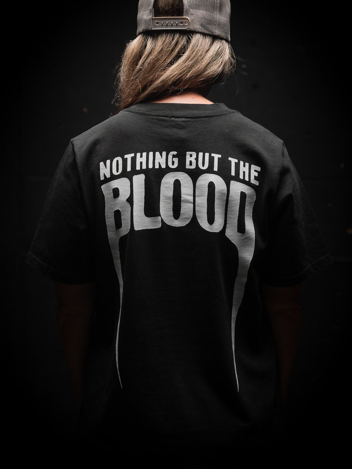 WOMEN - NOTHING BUT THE BLOOD HEAVY 7.1 oz TEE IN FADED BLACK